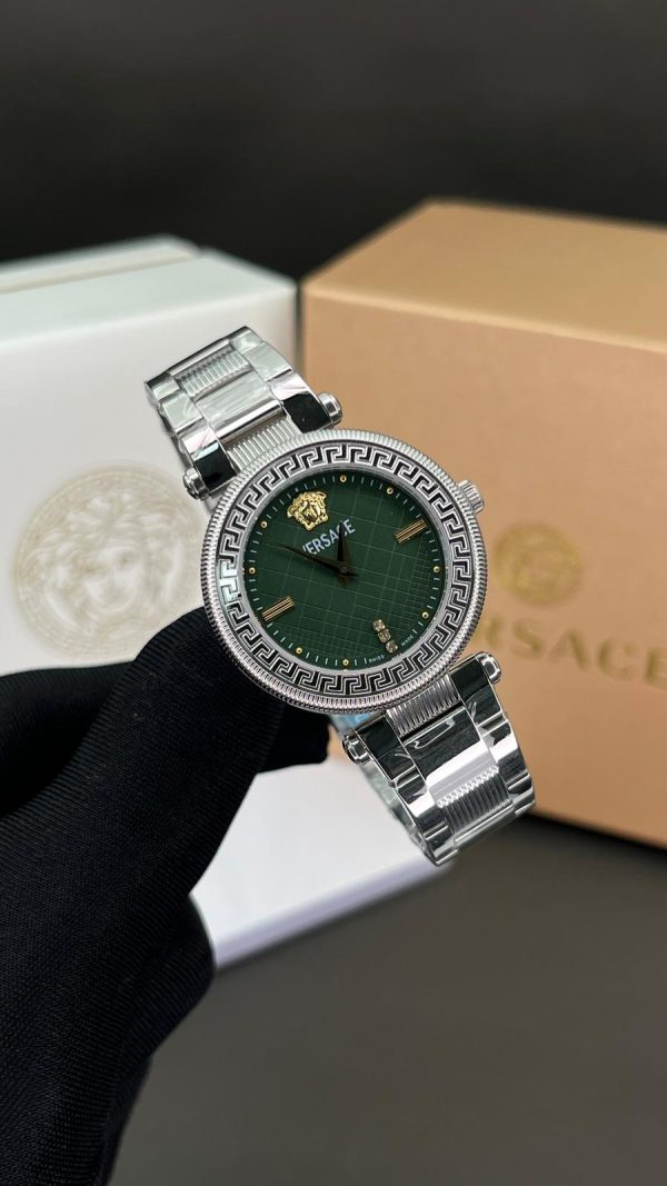 ساعت مچی زنانه ورساچه Versace - Image 3