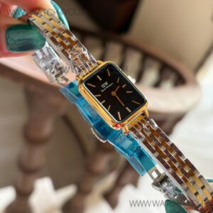 ساعت زنانه دنيل ولينگتون Daniel Wellington