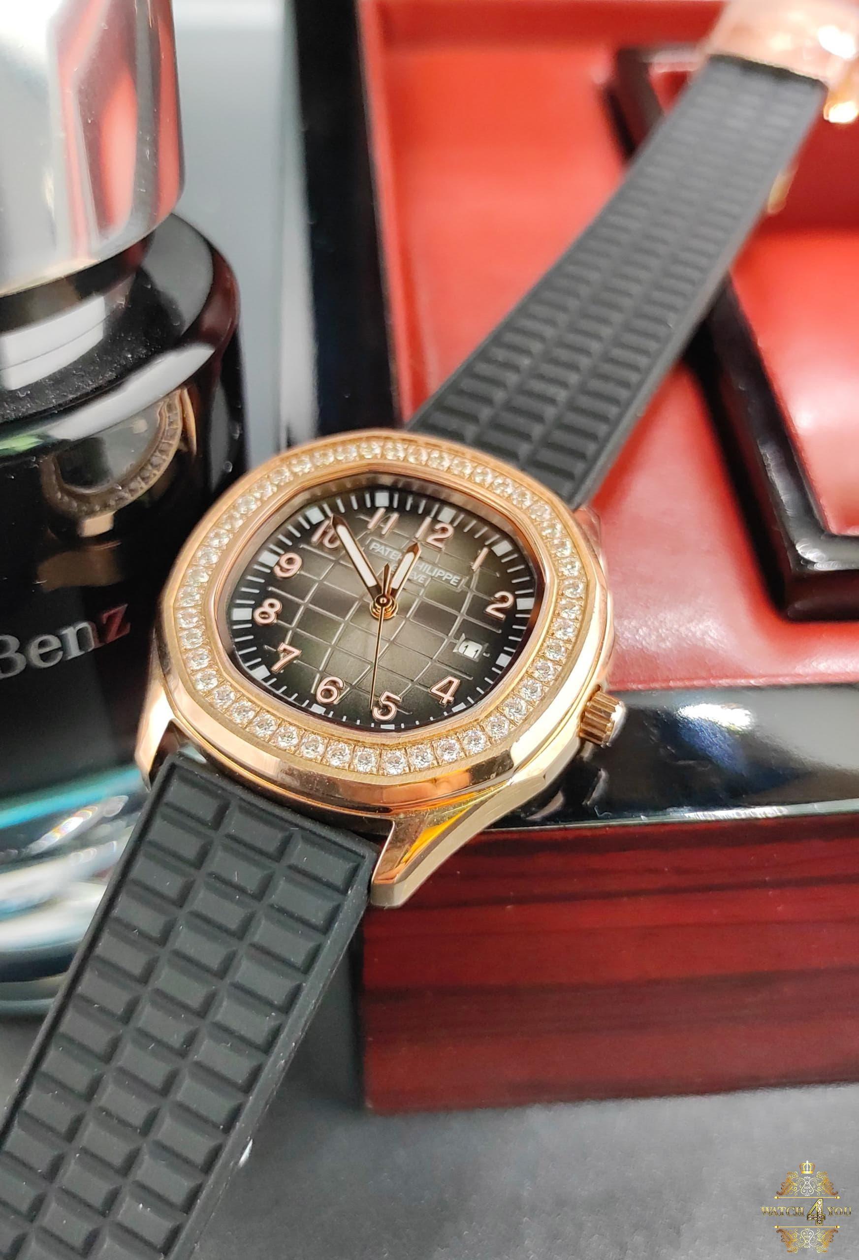 ساعت زنانه پتک فيليپ اكوانا (دور نگين) Patek philippe Aquanaut - Image 2