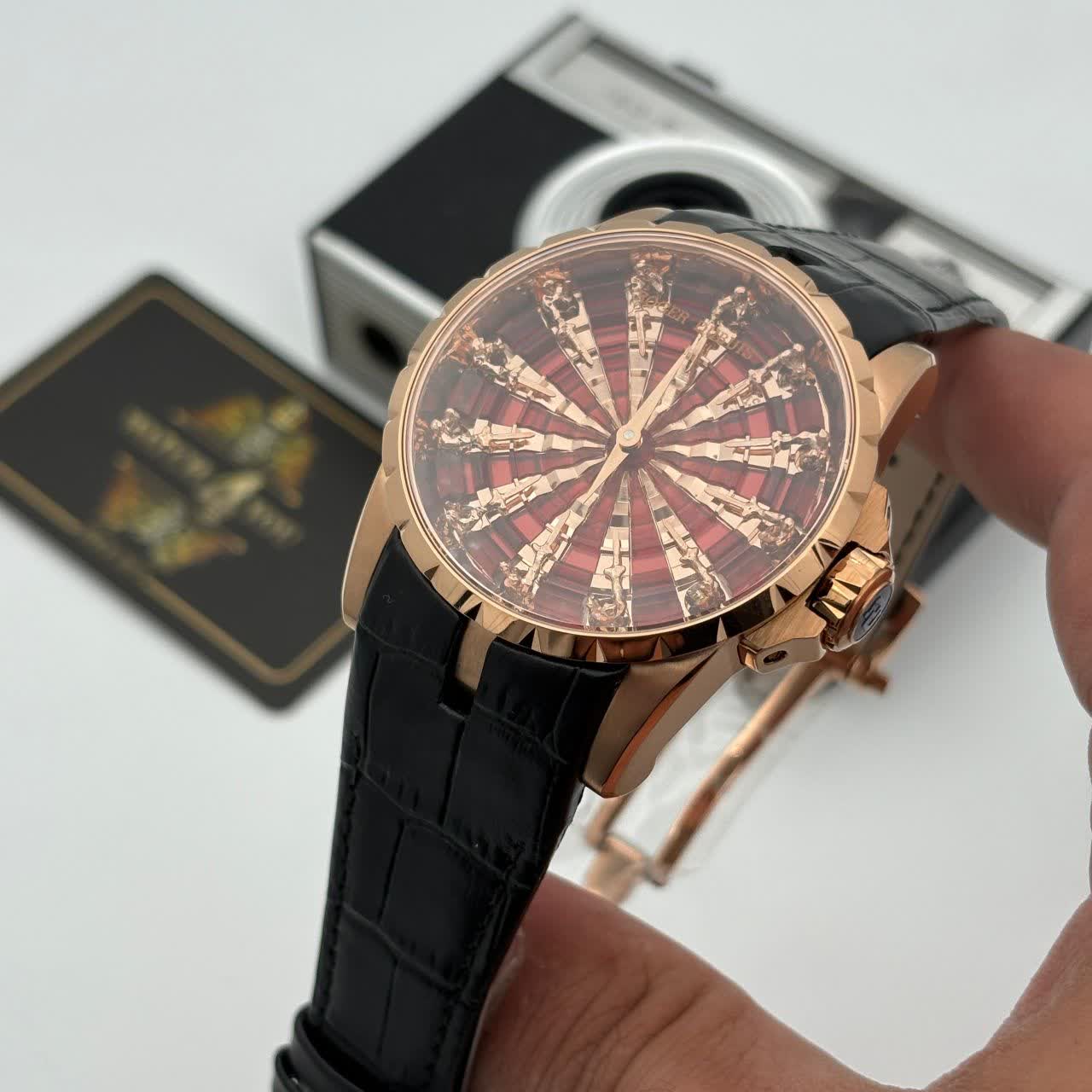 ساعت مردانه اتوماتیک موتور سوییس تمام نگین باگت راجر دابیوس - Image 6