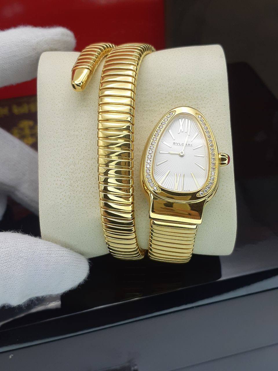 ساعت مچی زنانه طرح مار بولگاری Bvlgari - Image 4