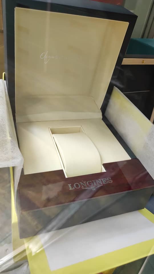 جعبه اورجینال ساعت مچی لونژین Longines