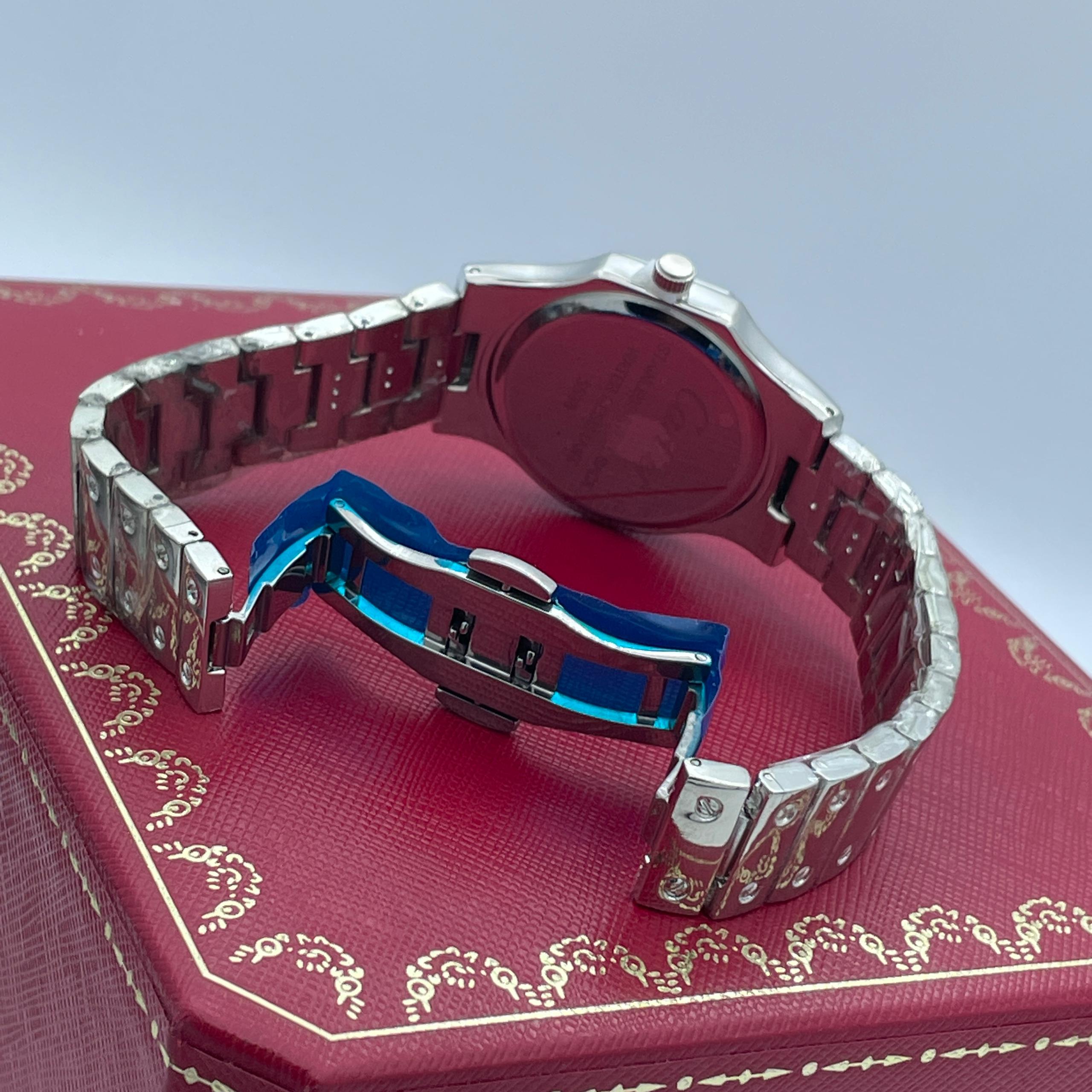 ساعت مچی زنانه کارتیه سیلور صفحه مشکی cartier - Image 4