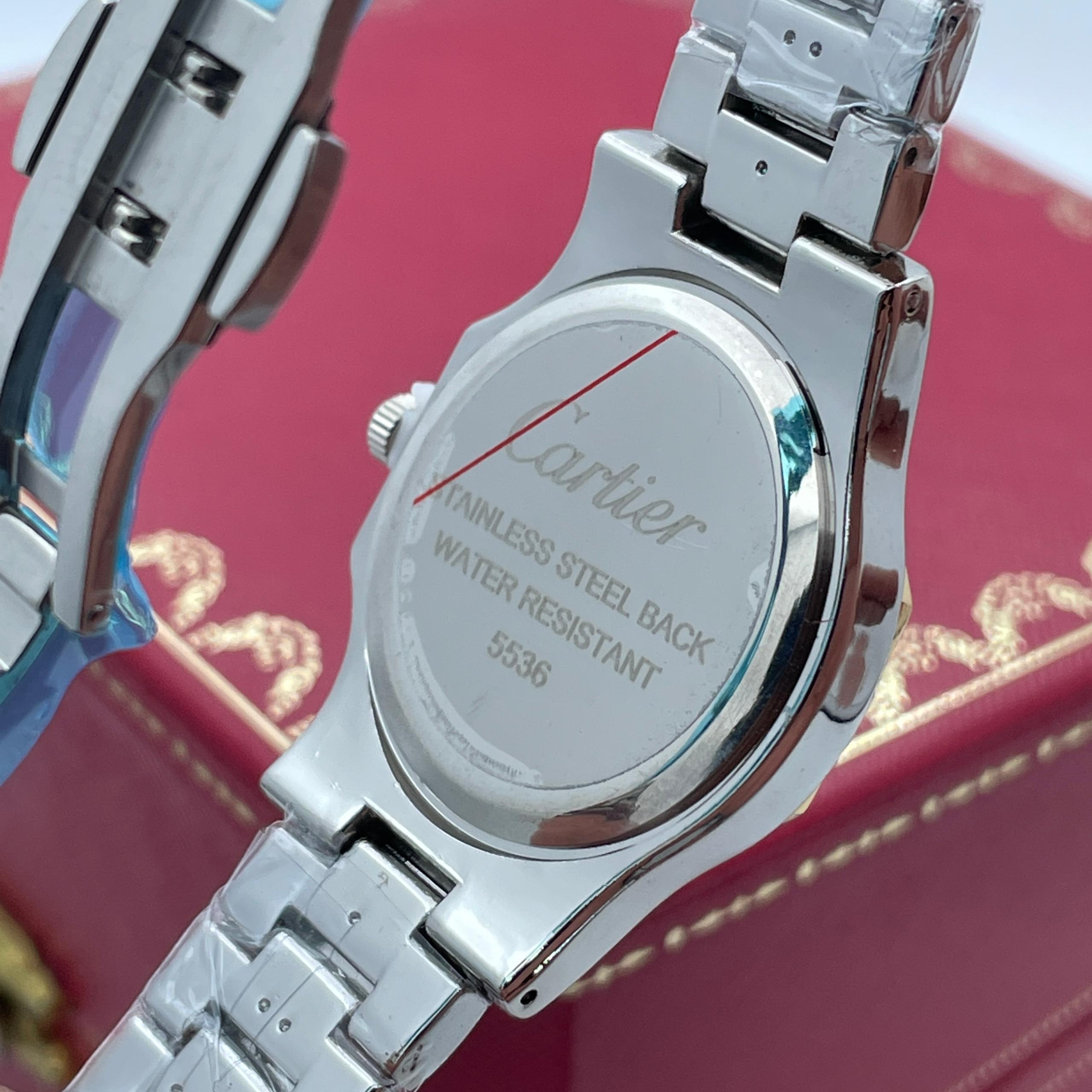 ساعت مچی زنانه کارتیه سیلور صفحه مشکی cartier - Image 3