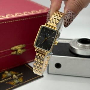 ساعت مچی زنانه دنيل ولينگتون طلایی صفحه مشکی Daniel Wellington