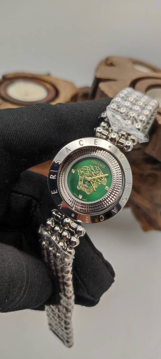 ساعت مچی زنانه صفحه چرخشی سیلور صفحه سبز ورساچه Versace - Image 2