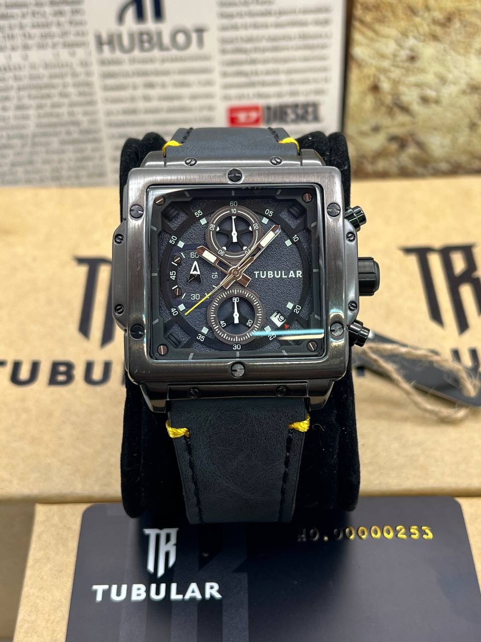 ساعت مچی اورجینال مردانه ساعت توبولار Tubular 013