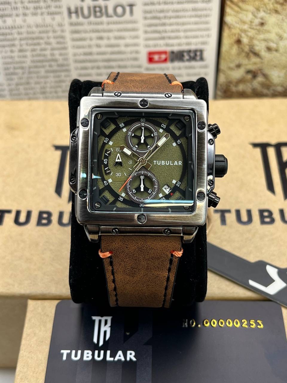 ساعت مچی اورجینال مردانه ساعت توبولار Tubular 014