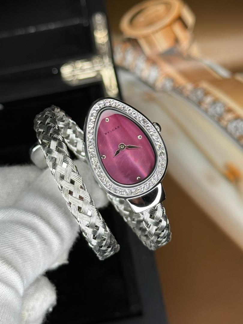 ساعت مچی دور نگین زنانه سیلور طرح مار بولگاری Bvlgari - Image 3