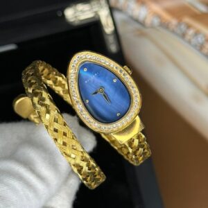 ساعت مچی دور نگین زنانه طلایی طرح مار بولگاری Bvlgari