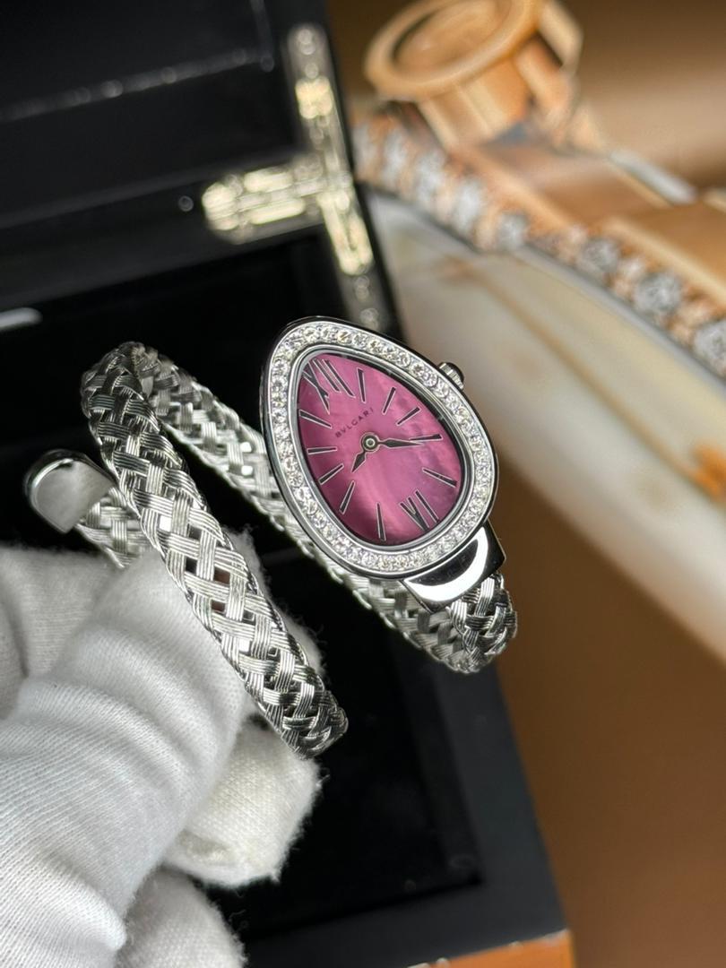ساعت مچی دور نگین زنانه سیلور طرح مار بولگاری Bvlgari - Image 4