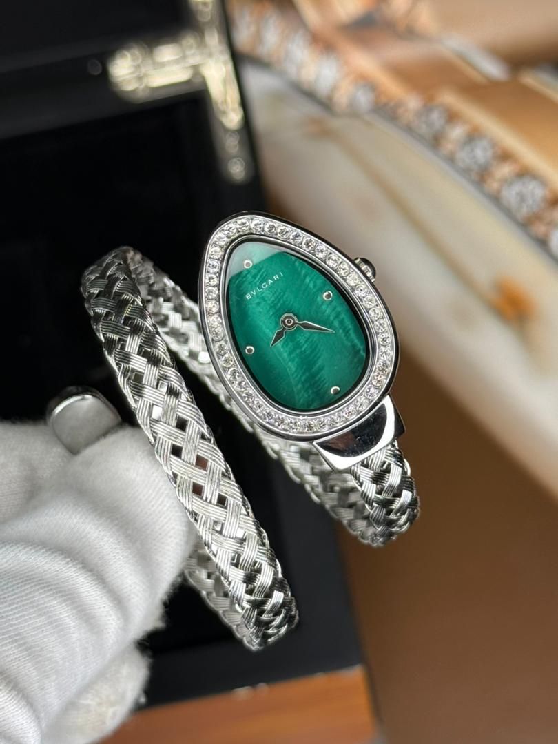ساعت مچی دور نگین زنانه سیلور طرح مار بولگاری Bvlgari - Image 5