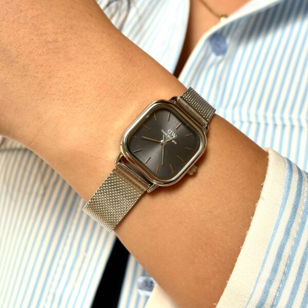 ساعت زنانه دنيل ولينگتون سیلور صفحه طوسیDaniel Wellington quadro