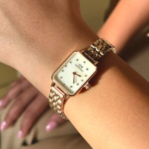 ساعت زنانه دنيل ولينگتون طلایی صفحه سفید Daniel Wellington