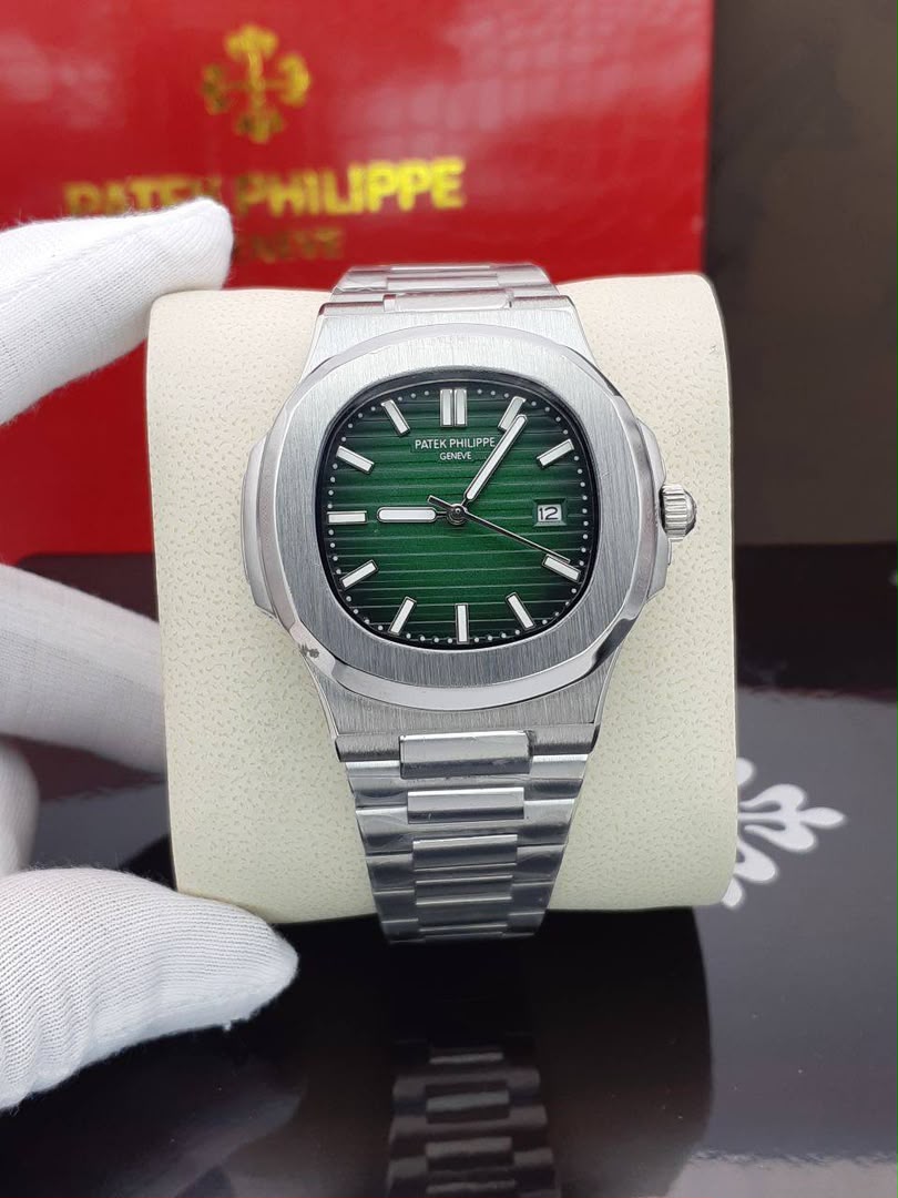 ساعت مردانه کوارتز پتک فیلیپ ناتیلوس سیلور صفحه سبز Patek Philippe