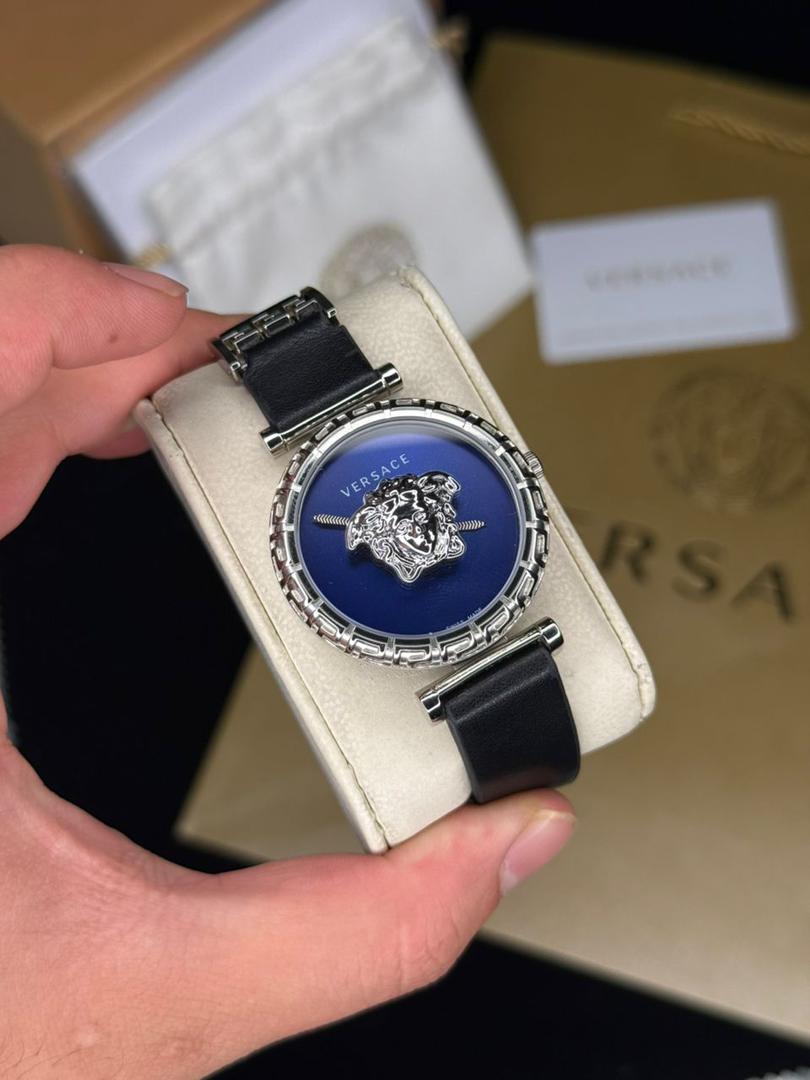 ساعت مچی زنانه ورساچه مدوسا سیلور بند چرمی Versace