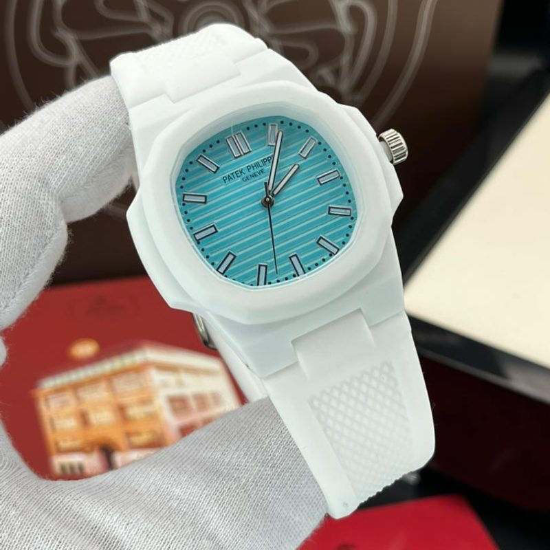 ساعت مچی زنانه پتک فیلیپ ناتیلوس Patek Philippe
