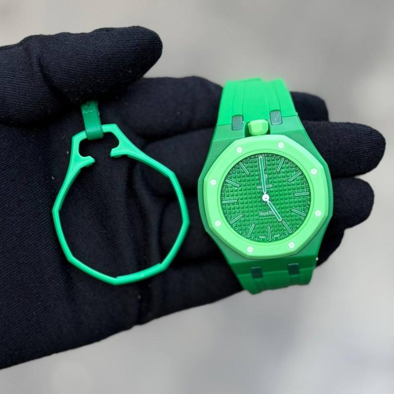 ساعت جیبی اودمار پیگه سواچ مدل GREEN EIGHT