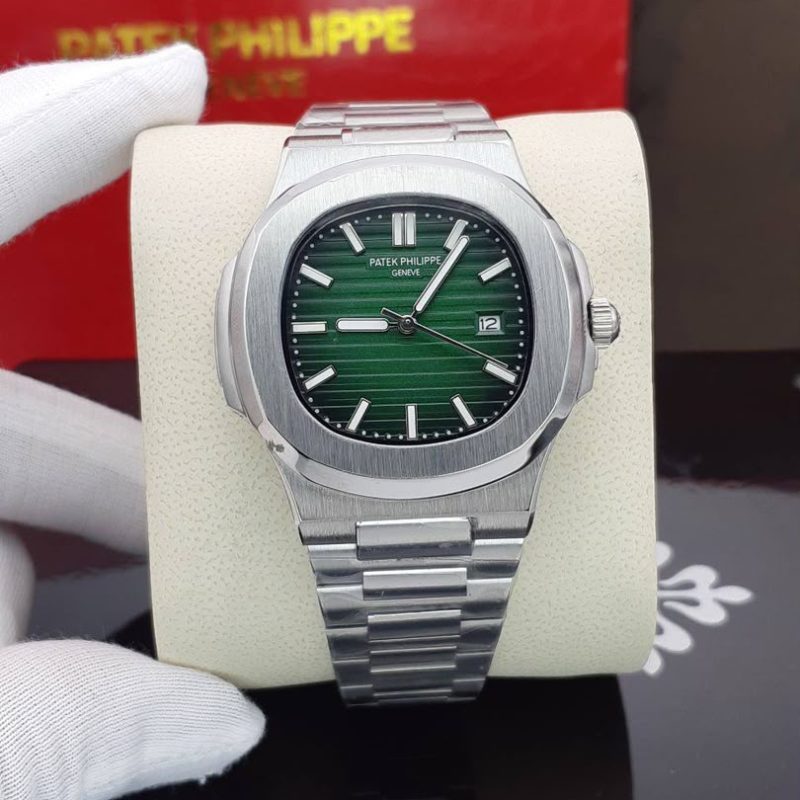ساعت مردانه کوارتز پتک فیلیپ ناتیلوس سیلور صفحه مشکی Patek Philippe