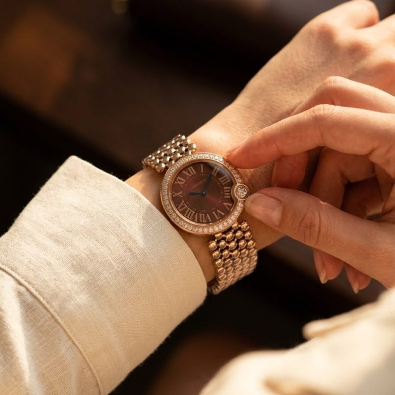 ساعت مچی زنانه كارتيه بالن بلو دور نگین Cartier