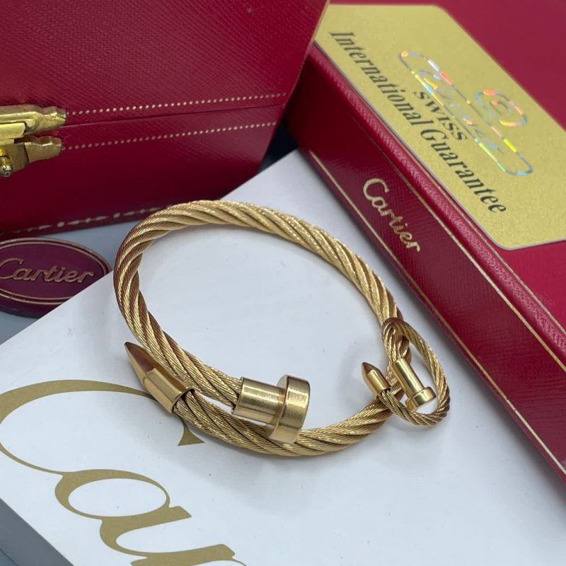 بنگل و انگشتر میخ کارتیه Cartier (1)
