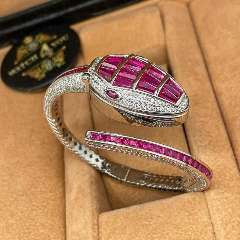 ساعت زنانه نگین دار بولگاری Bvlgari